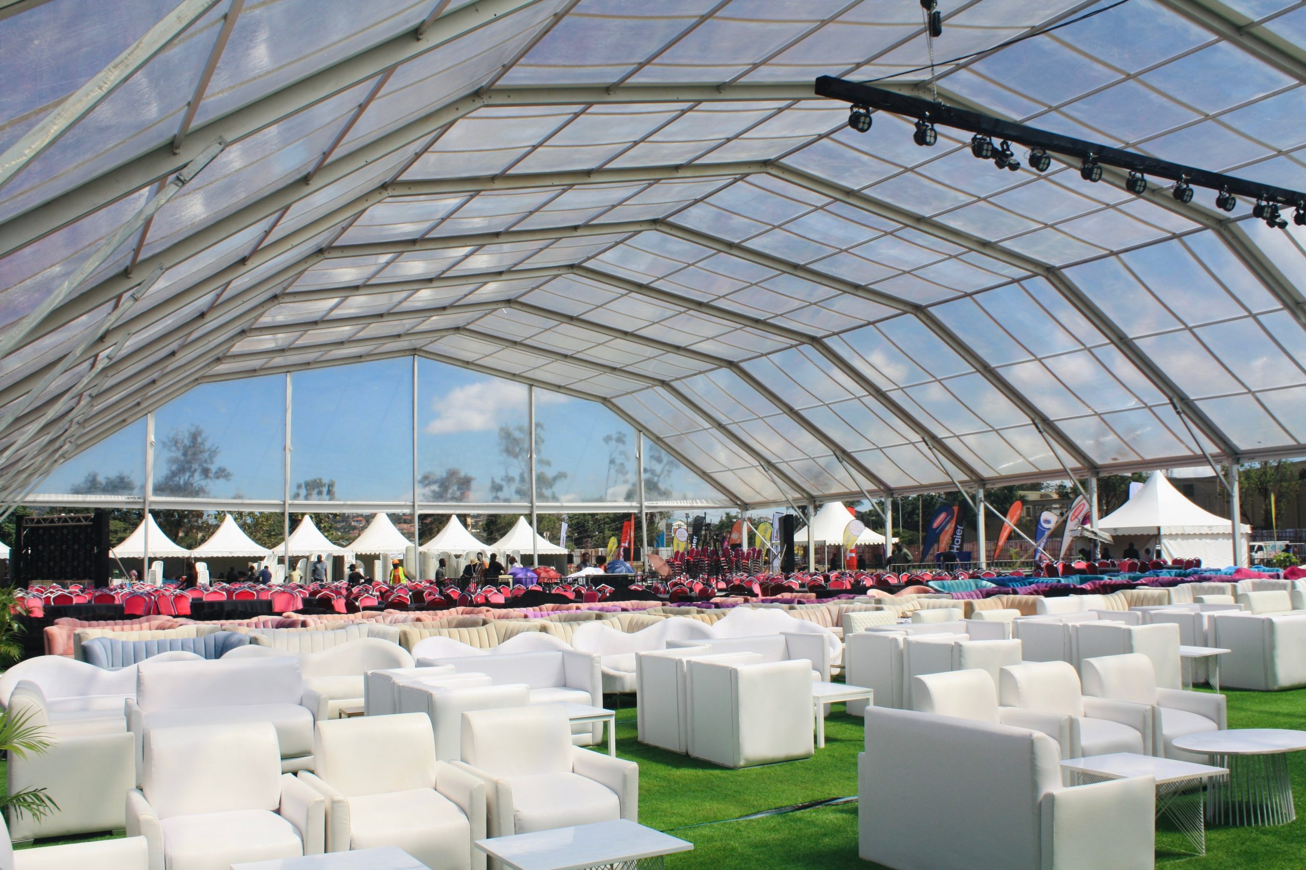 Polygon Tent-Event (3)